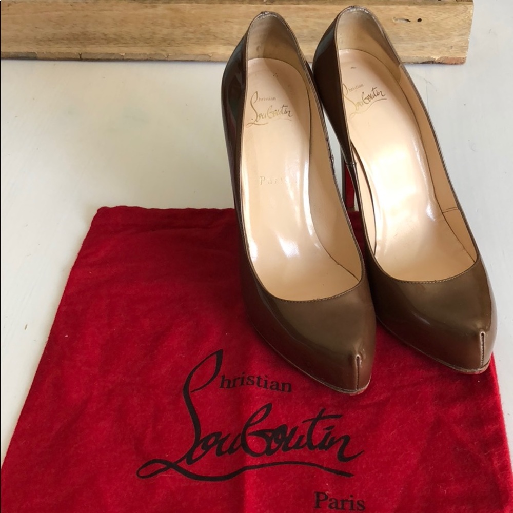 Christian Louboutin Rolendo patent Dark Tan